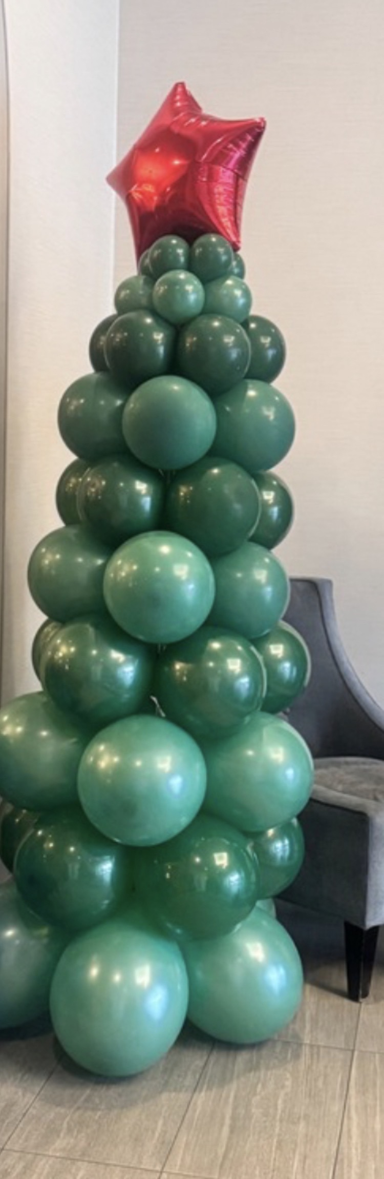 Balloon Christmas tree