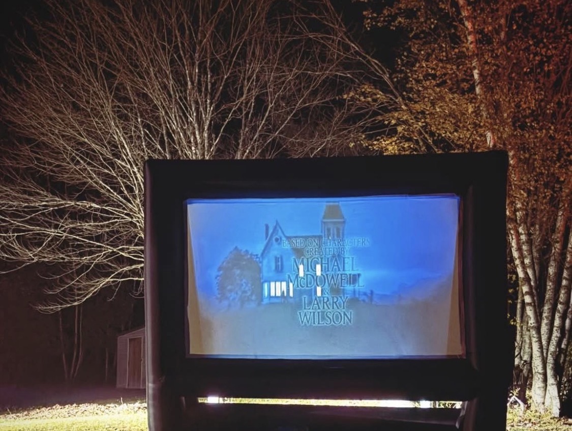 Inflatable movie screen rental